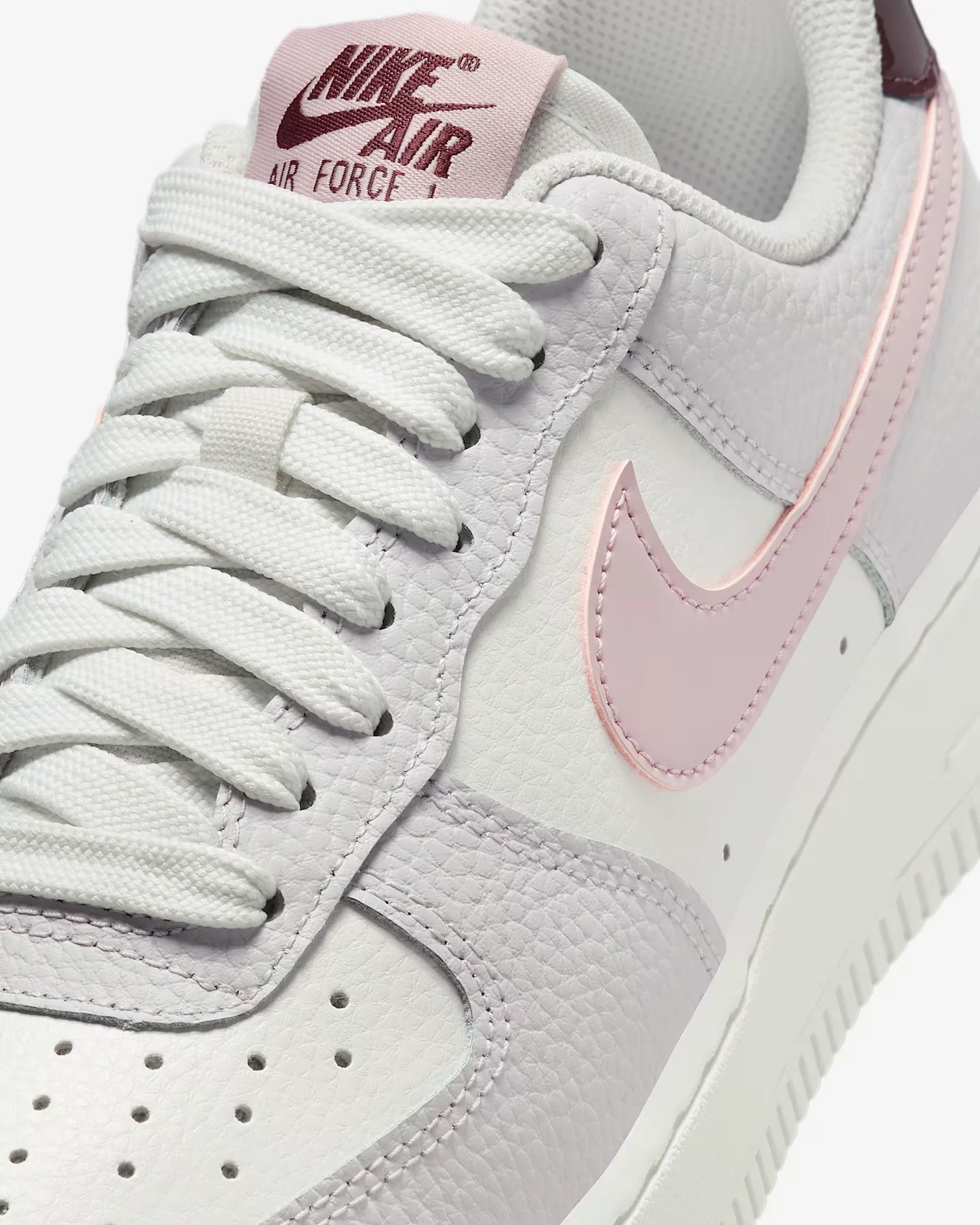 Nike Air Force 1 '07 - Women's - Plum Chalk