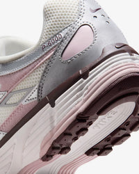 Nike P-6000 - Unisex - White Chalk Burgundy