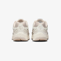 Nike P-6000 - Unisex - Sail Light Bone Cream