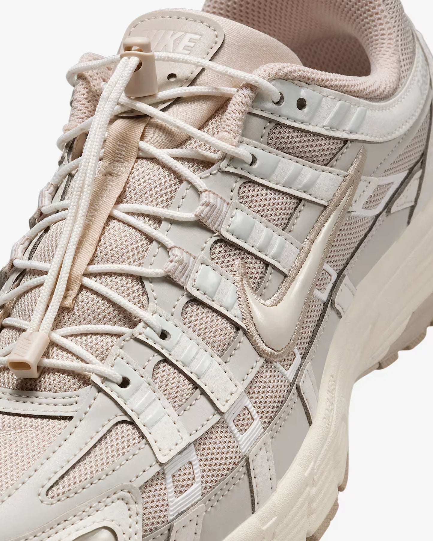 Nike P-6000 - Unisex - Sail Light Bone Cream