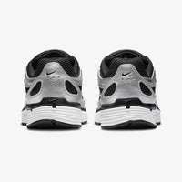 Nike P-6000 - Unisex - Black Metallic Silver