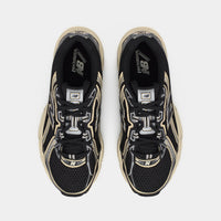 New Balance 740 - GS - Black