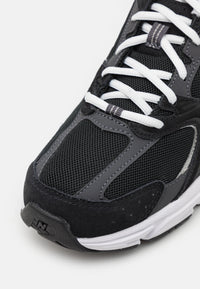 New Balance 530 - Unisex - Classic Black Grey