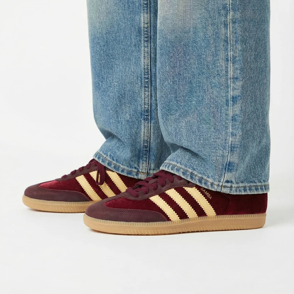 adidas Samba OG - Unisex - Shadow Red Sneaxx adidas Samba OG - Unisex - Shadow Red Sneaxx