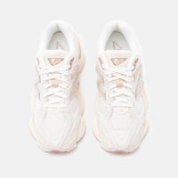 New Balance 9060 - Unisex - Bisque Sea Salt
