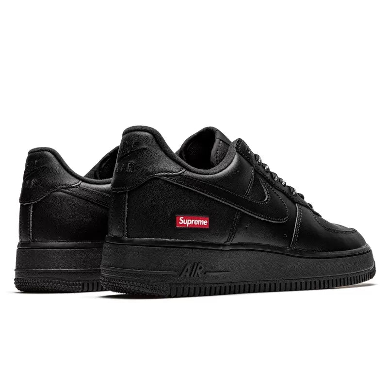 Nike Air Force 1 Low - Unisex - Supreme Black – Sneaxx