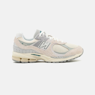 New Balance 2002R - Unisex - Linen
