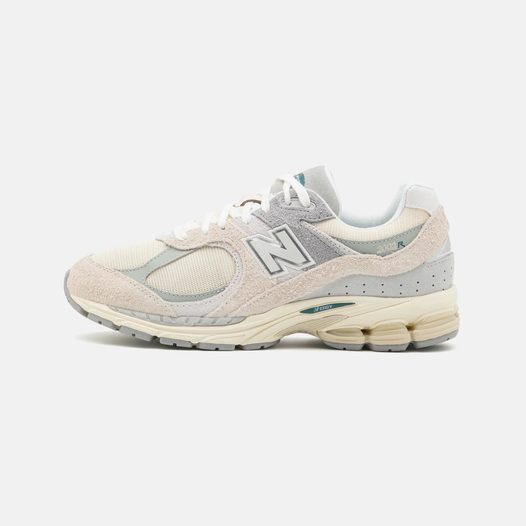 New Balance 2002R - Unisex - Linen