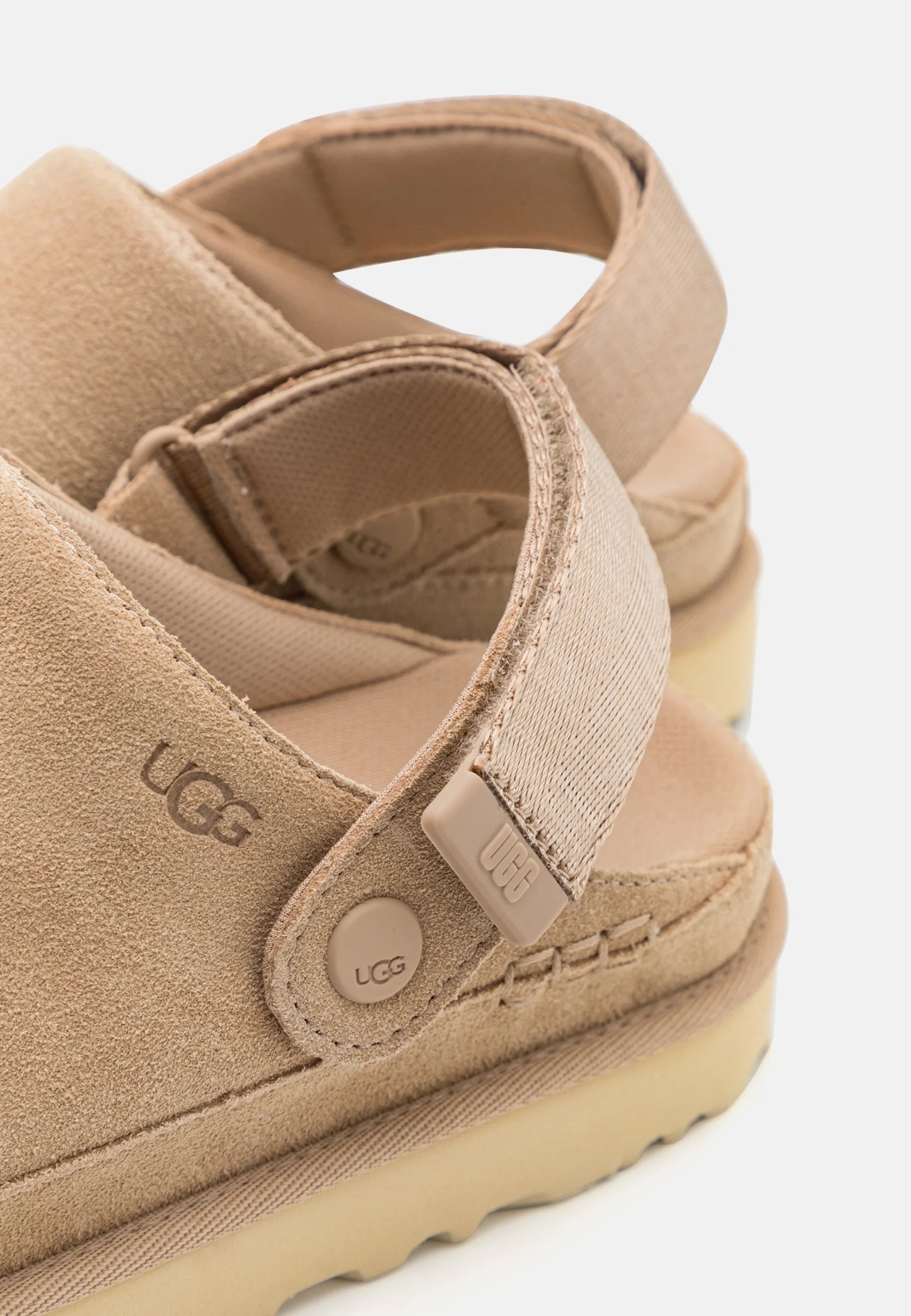 UGG Goldenstar Clog - Women's - Sand