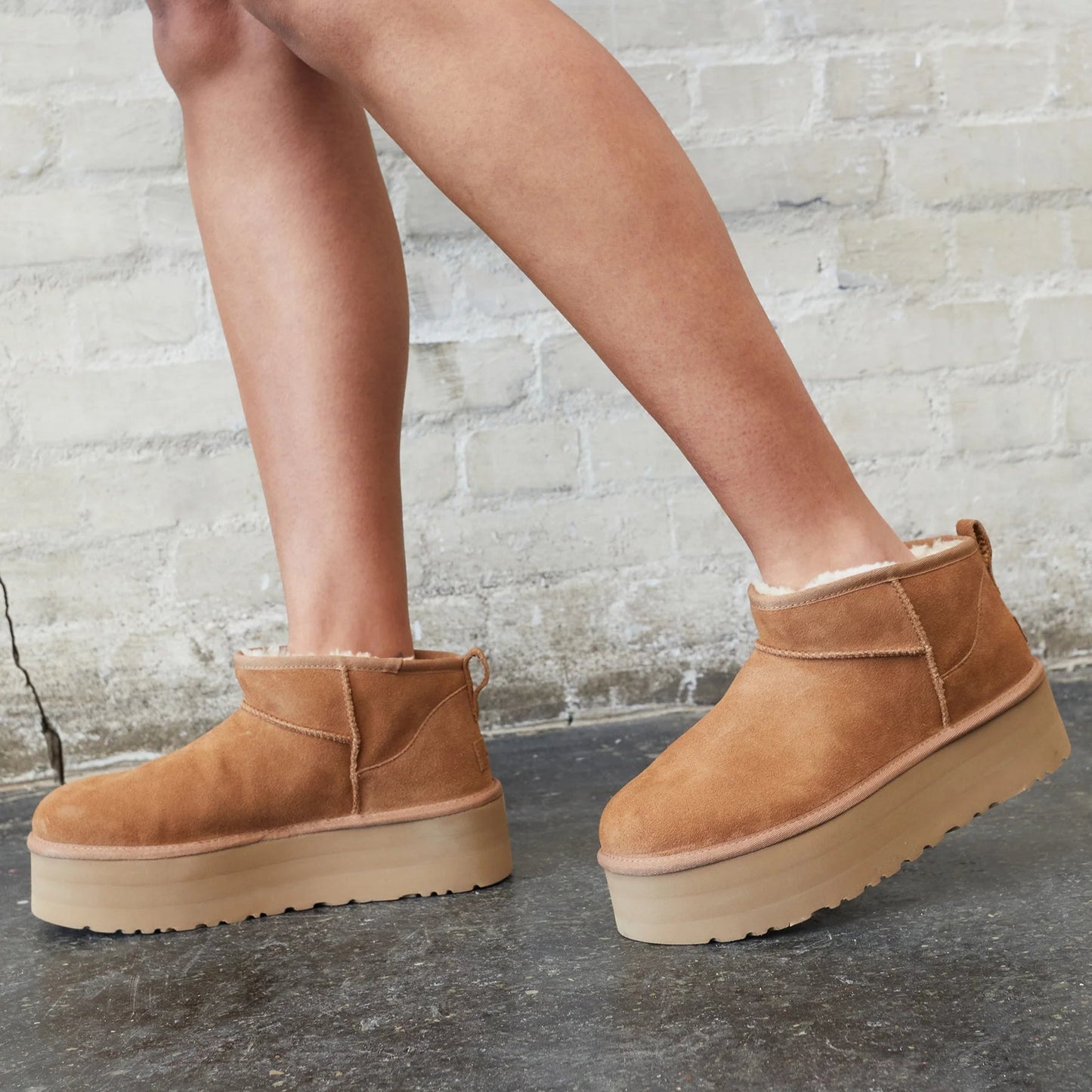 UGG Classic Ultra Mini Platform Boot - Women's - Chestnut