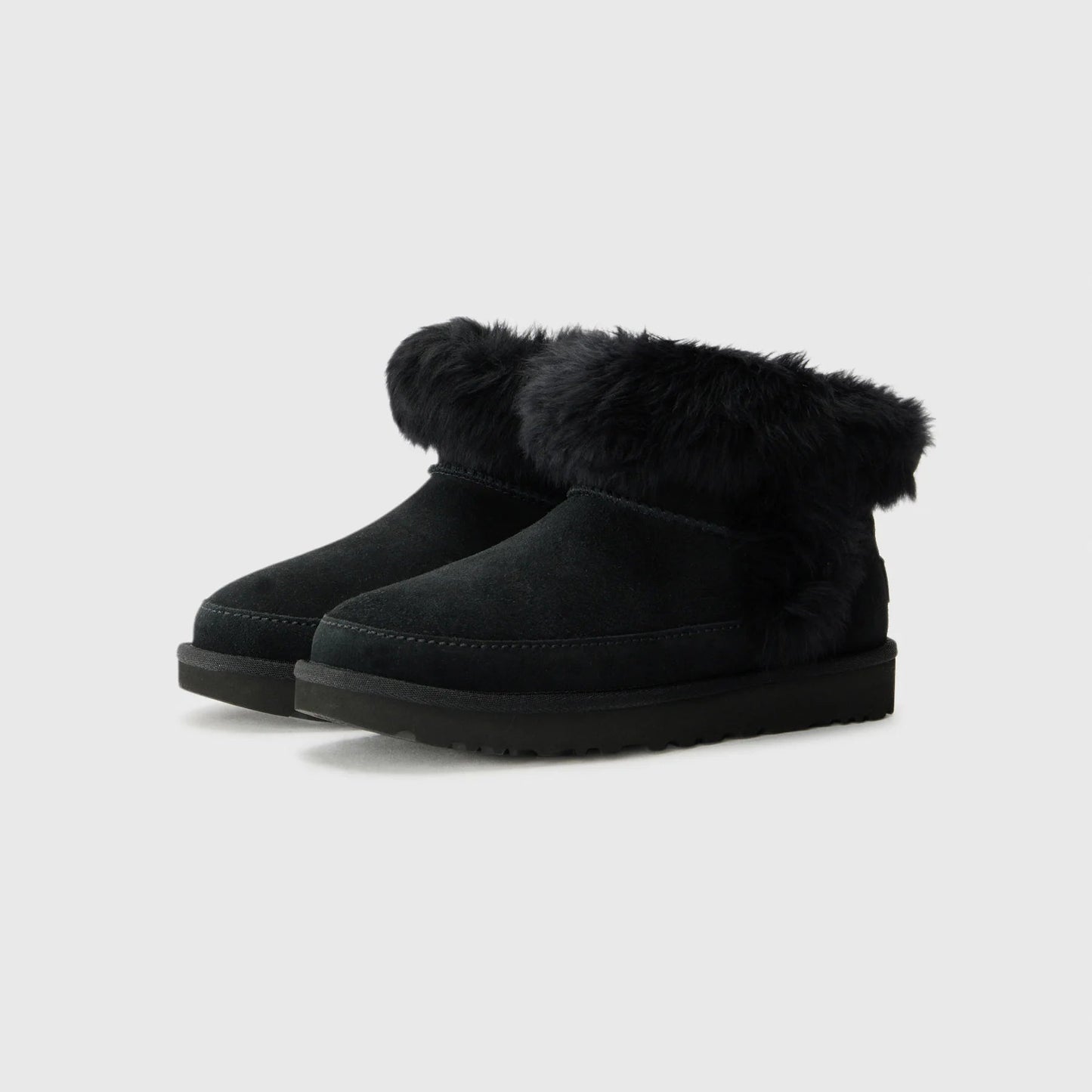 UGG Classic Ultra Mini Chalet Boot - Women's - Black