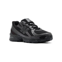 New Balance 740 - Unisex - Black Cement