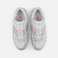 New Balance 740 - GS - Silver Metallic Signal Pink