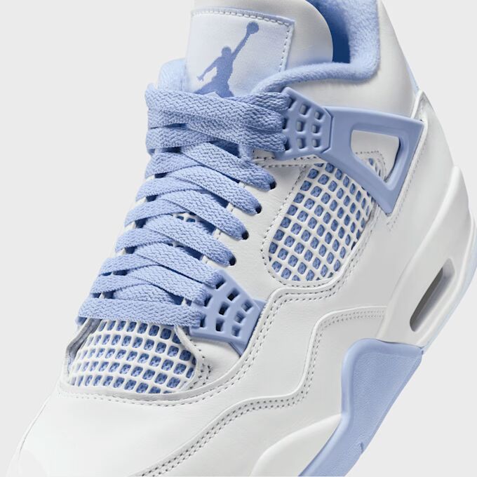 Air Jordan 4 - Women's - White Aluminum