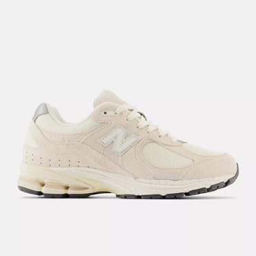New Balance 2002R - Unisex - Off White