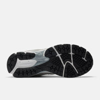 New Balance 2002R - Unisex - Light Grey White