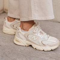 New Balance 530 - Unisex - Beige Angora