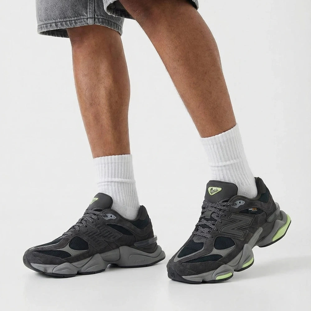 new balance U90602P8