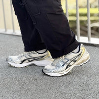 Asics Gel-Kayano 14 - Unisex - Birch Pure Silver