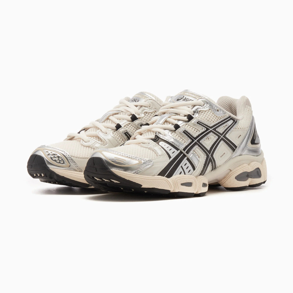 Asics Gel-Nimbus 9 - Unisex - Cream Negro