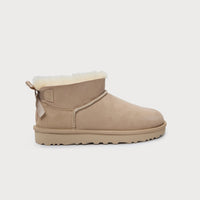 UGG Ultra Mini Bailey Bow - Women's - Sand