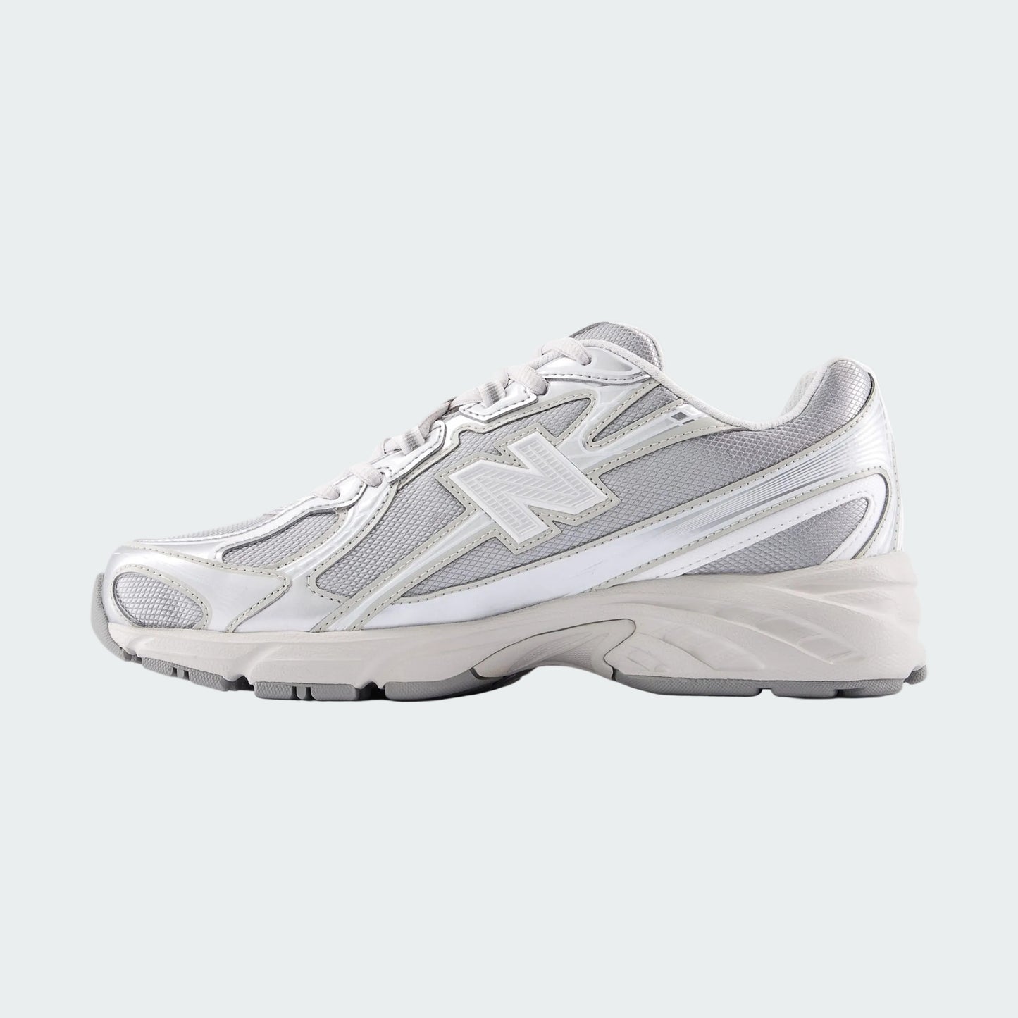 New Balance 740 - Unisex - Metallic Silver