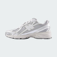 New Balance 740 - Unisex - Metallic Silver