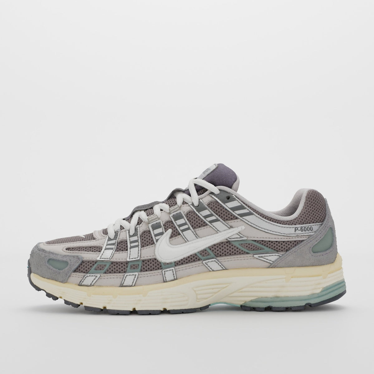 Nike P-6000 - Unisex - Flat Pewter White