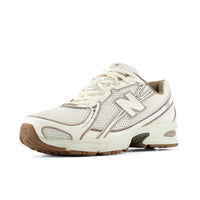 New Balance 740 - Unisex - Dark Mushroom Angora