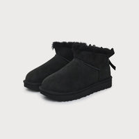 UGG Ultra Mini Bailey Bow - Women's - Black