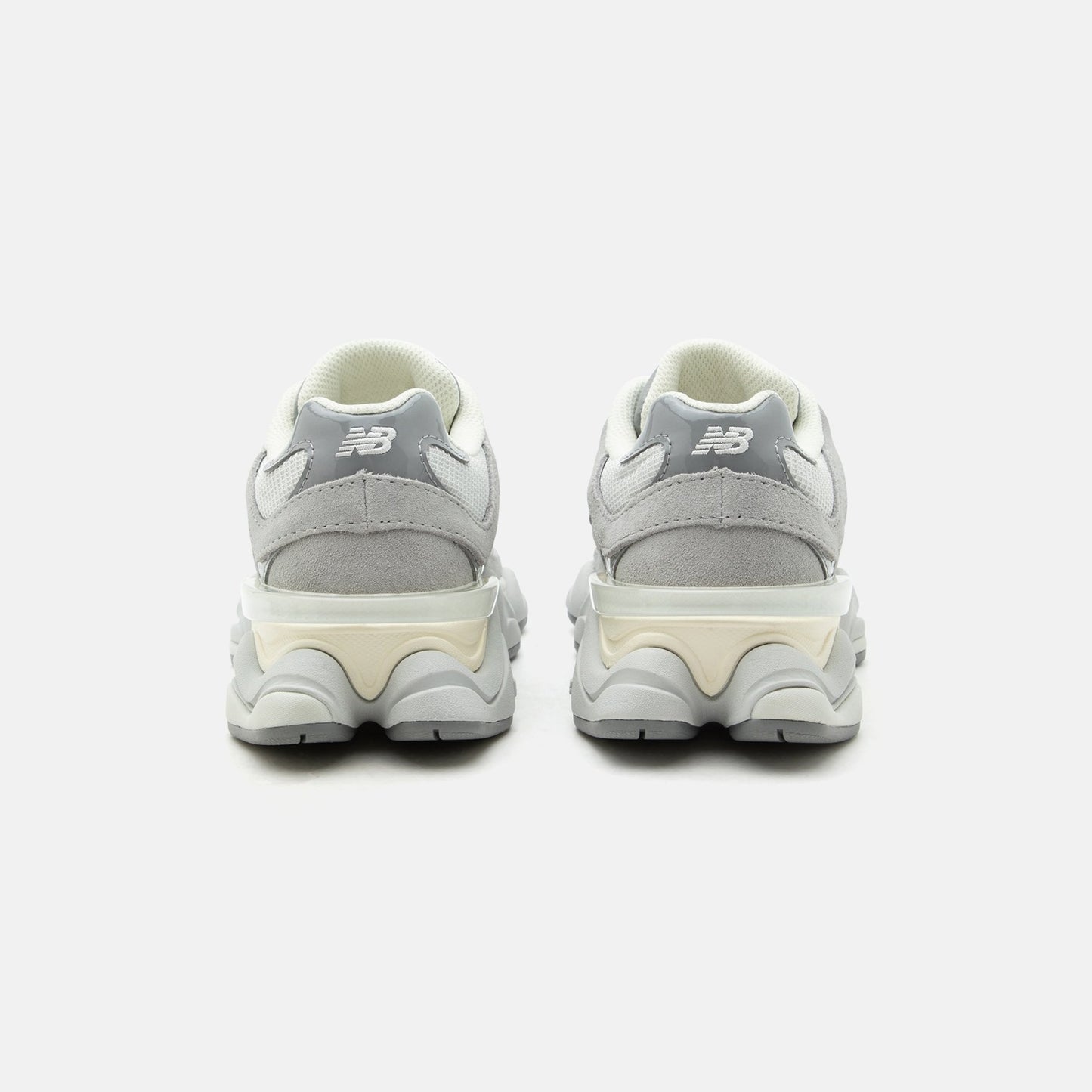 New Balance 9060 - Unisex - Angora Reflection