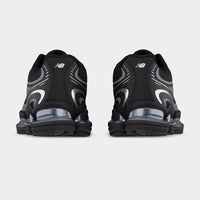 New Balance 2000 - Unisex - Black Silver Metallic