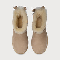 UGG Ultra Mini Bailey Bow - Women's - Sand