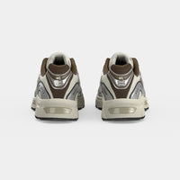 ASICS Gel Stratus - Unisex - White Clay Canyon