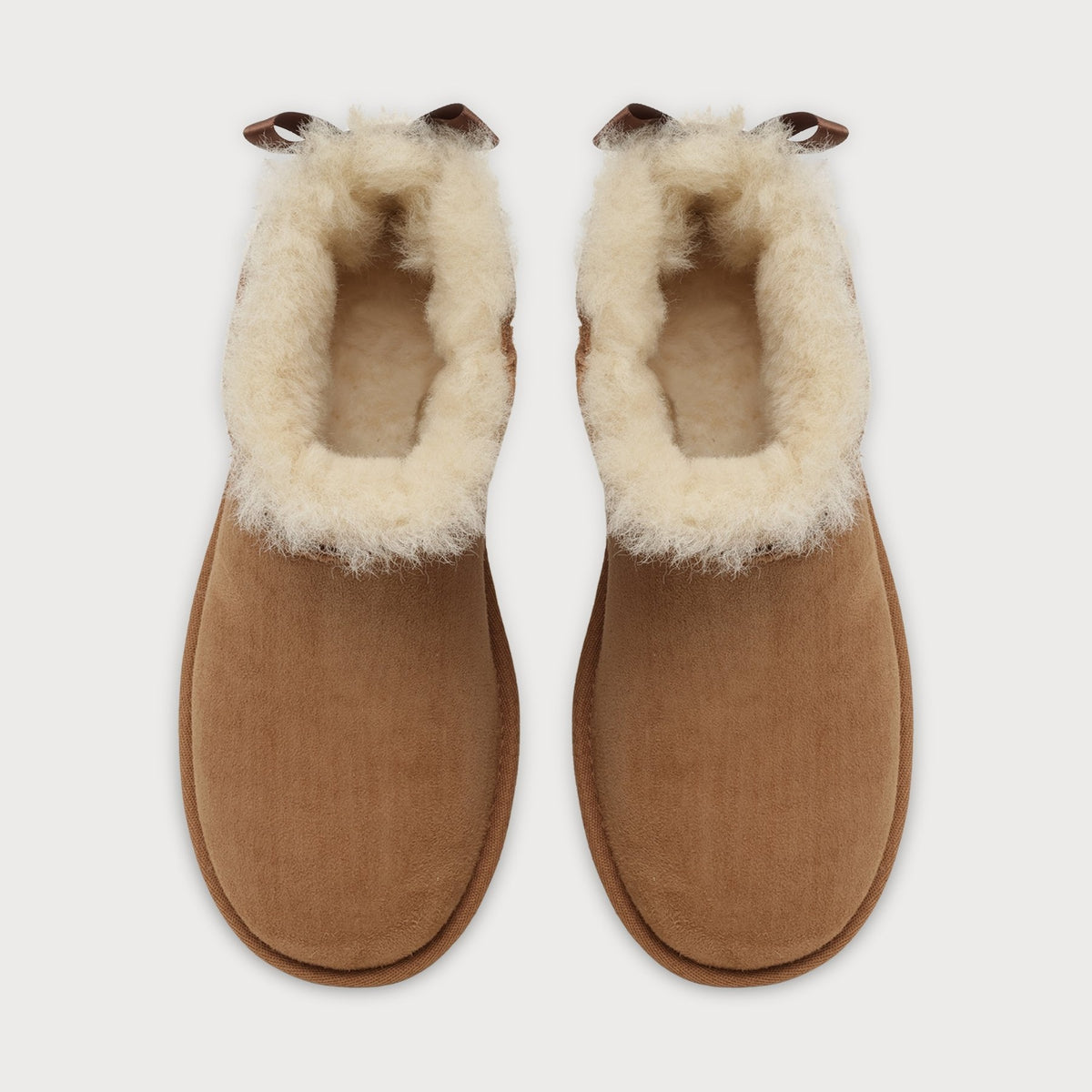 UGG Ultra Mini Bailey Bow - Women's - Chestnut