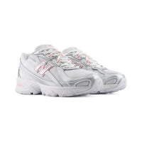 New Balance 740 - GS - Silver Metallic Signal Pink