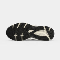 ASICS Gel Stratus - Unisex - White Clay Canyon