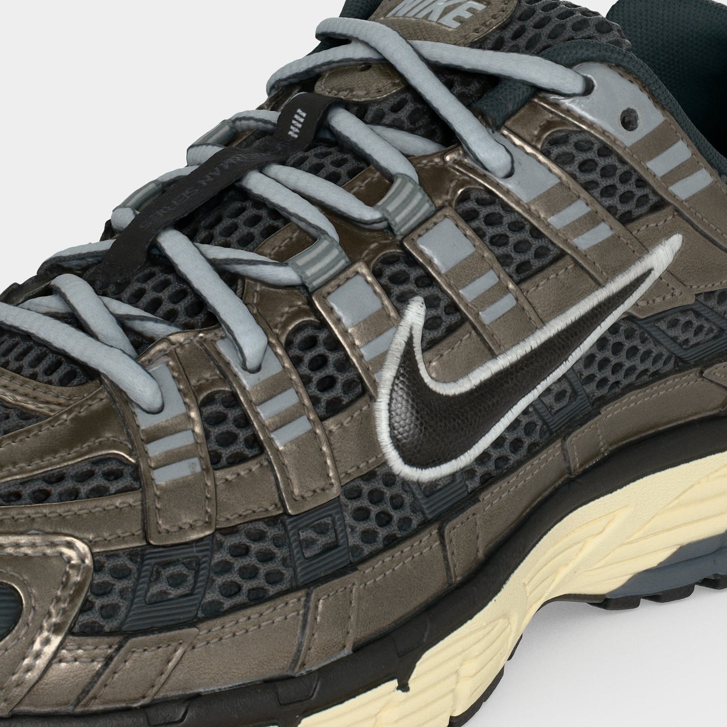 Nike P-6000 SE - Unisex - Anthracite Black Metallic