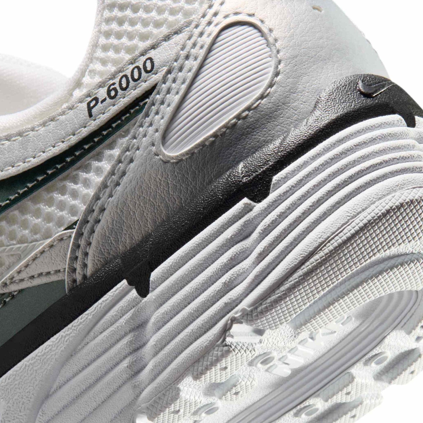 Nike P-6000 SE - Women's - Off White Dark Smoke Grey