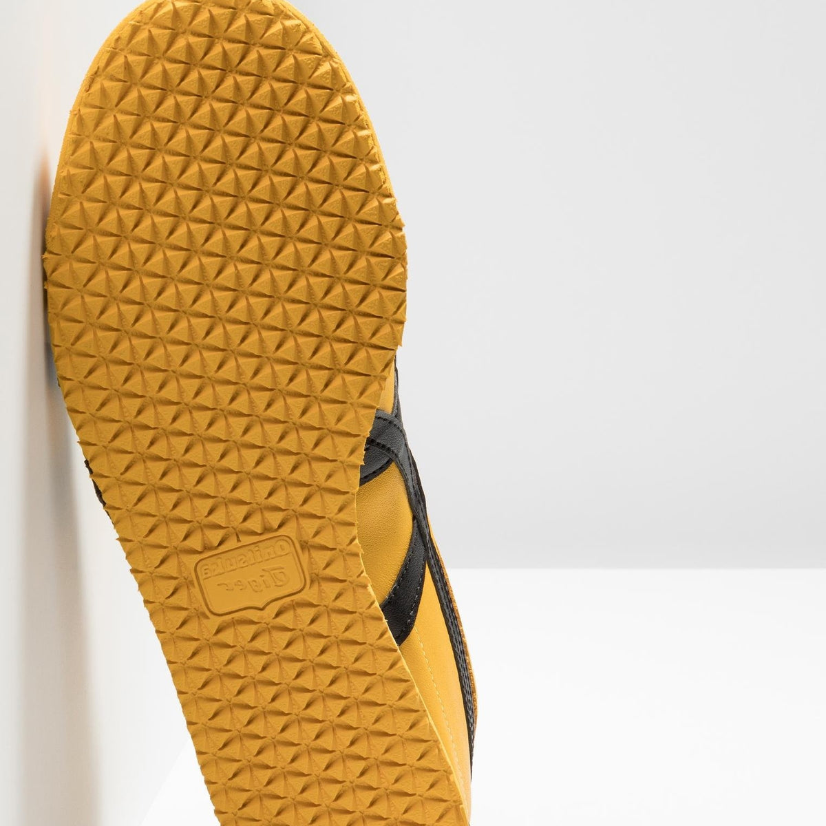 Onitsuka Tiger Mexico 66 - Unisex - Yellow Black