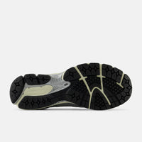 New Balance 1906L - Unisex - Metallic Silver