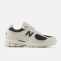 New Balance 2002R - Unisex - Castlerock