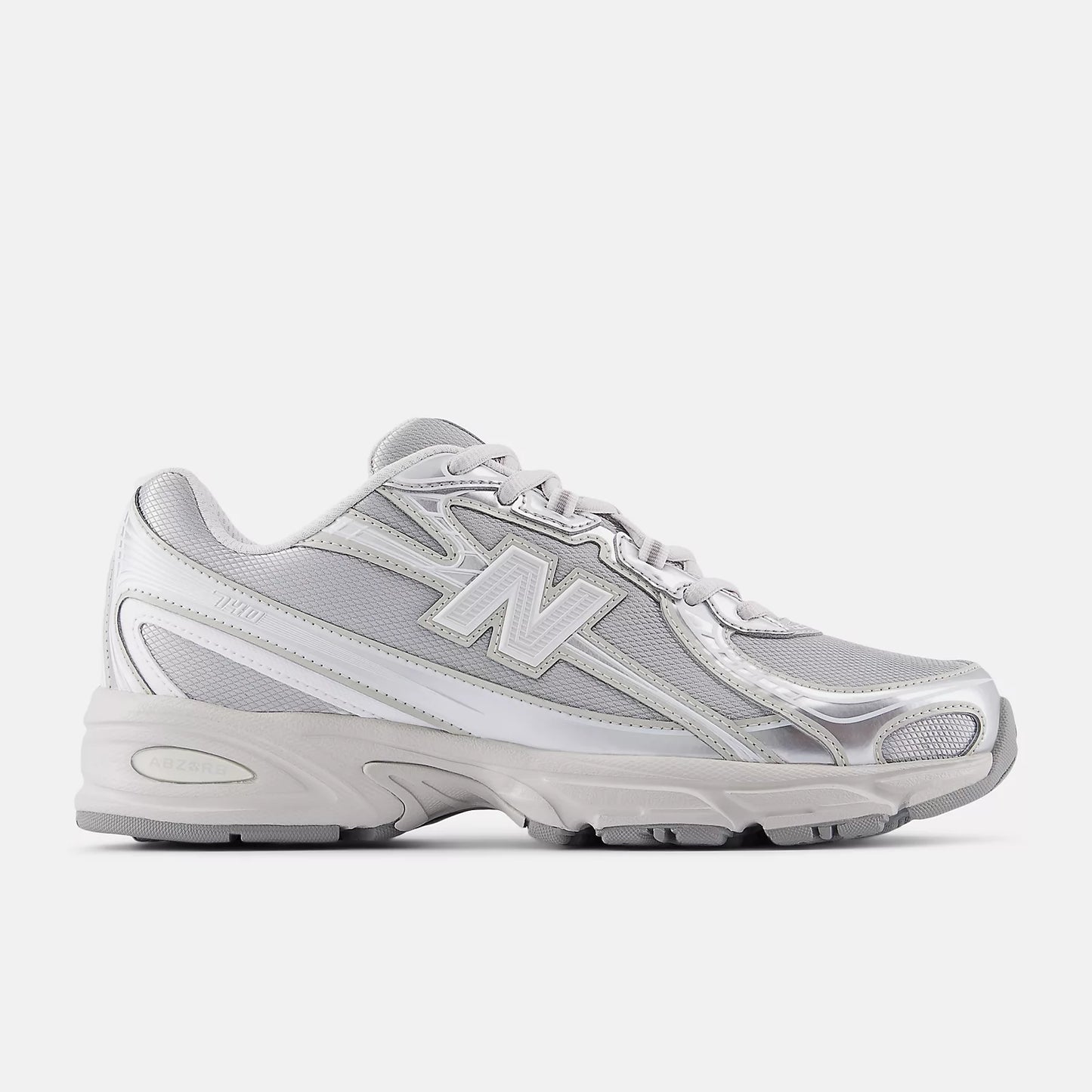 New Balance 740 - Unisex - Metallic Silver