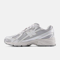 New Balance 740 - Unisex - Metallic Silver