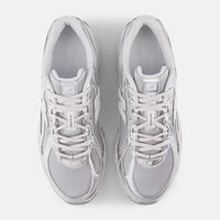 New Balance 740 - Unisex - Metallic Silver