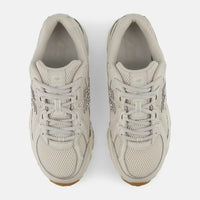 New Balance 740 - Unisex - Moonbeam Sea Salt