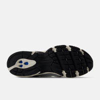 New Balance 740 - Unisex - Sea Salt Black
