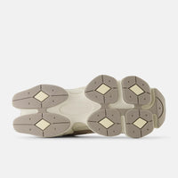 New Balance 9060 - Unisex - Mushroom Ecru