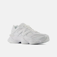 New Balance 9060 - Unisex - Triple White