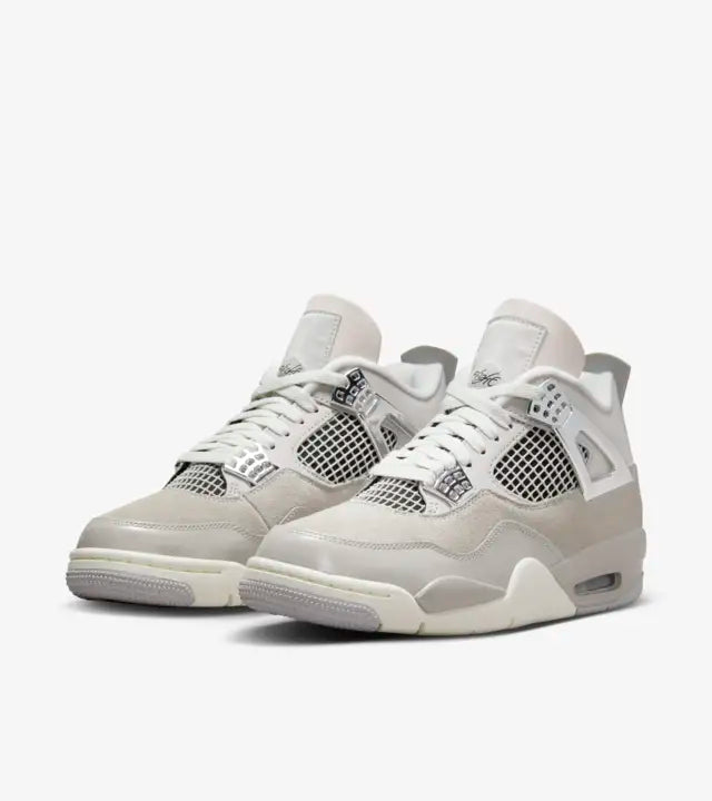 Air Jordan 4 - Women's - Frozen Moments